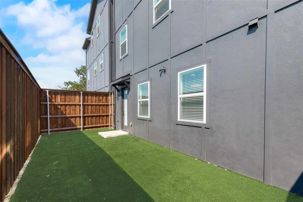 2651 Carmelita Street