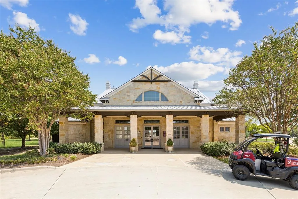 1221 Rivers Creek Lane