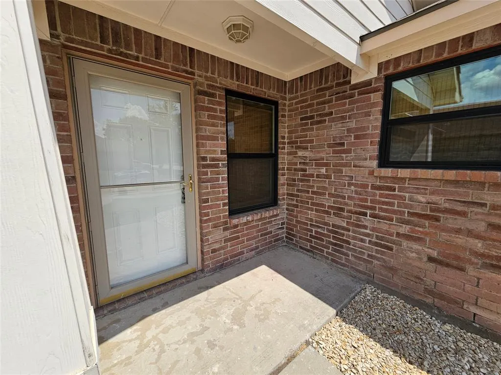 1417 Paloma Drive