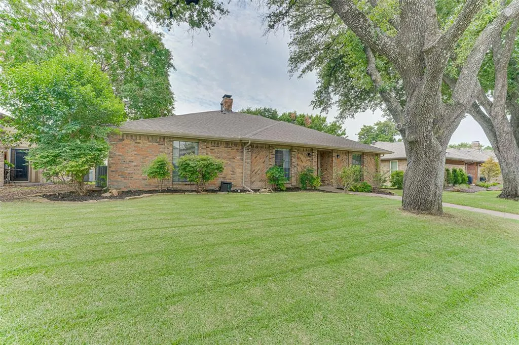 6122 White Rose Trail