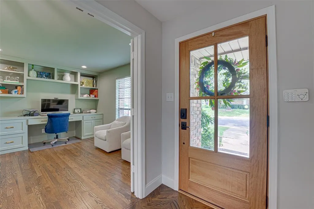 6122 White Rose Trail