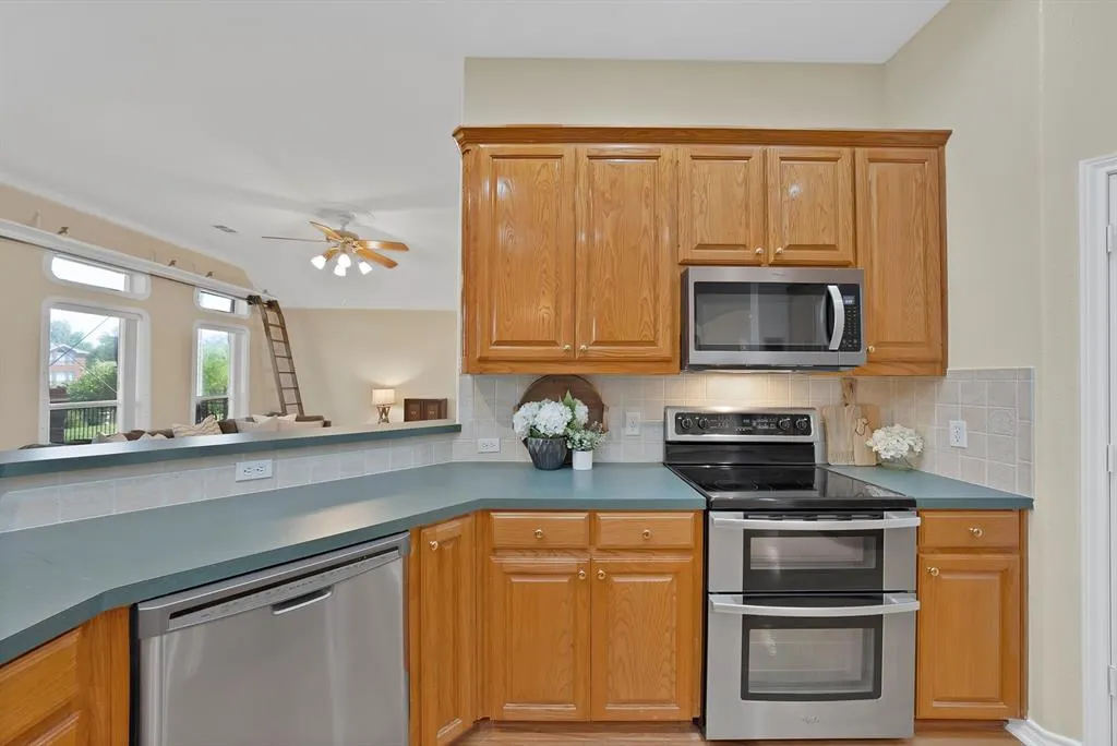 11204 Harbor Road