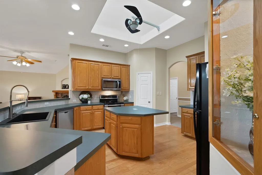 11204 Harbor Road