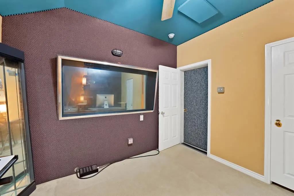 11204 Harbor Road
