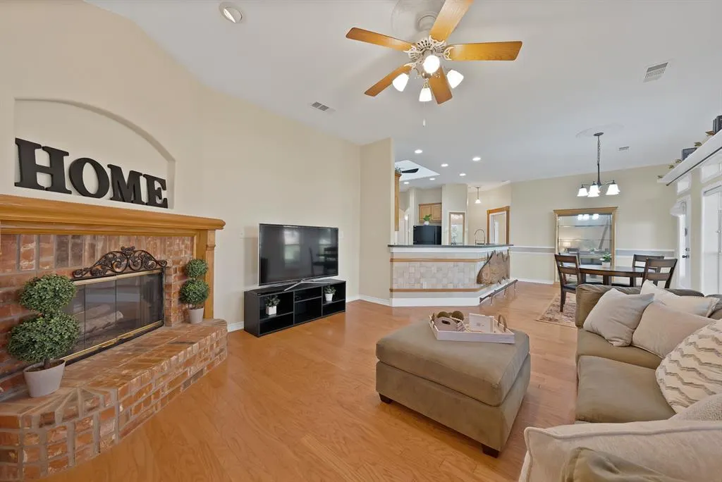 11204 Harbor Road