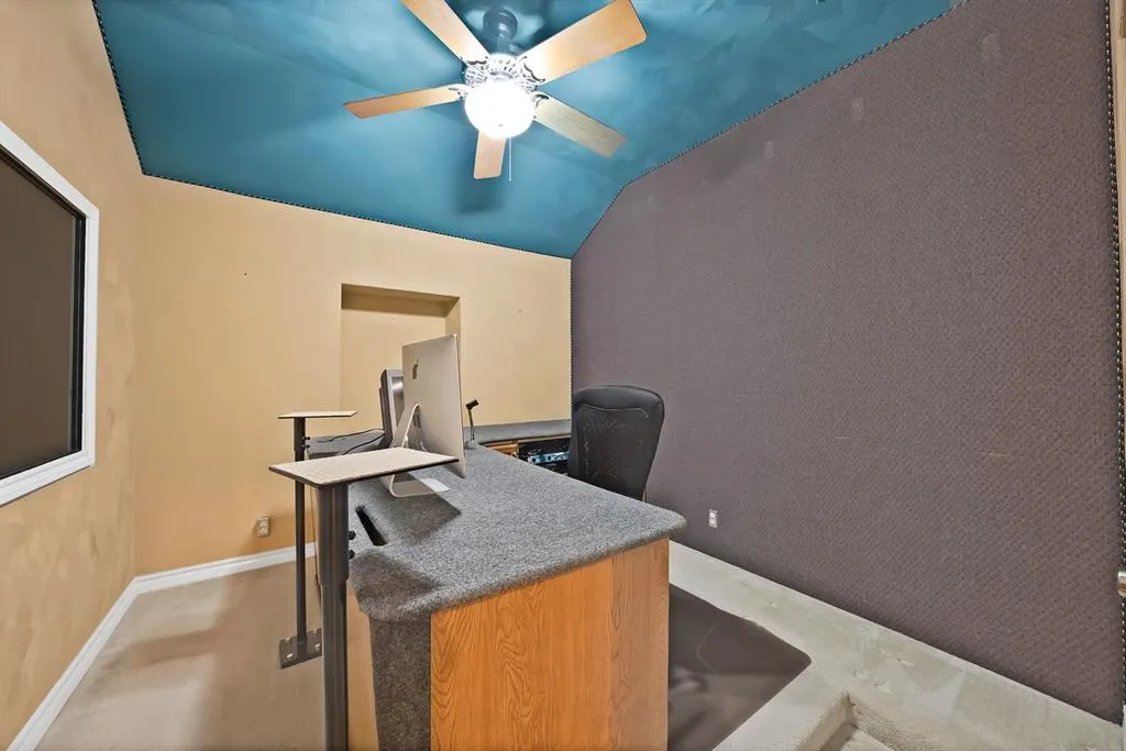 11204 Harbor Road