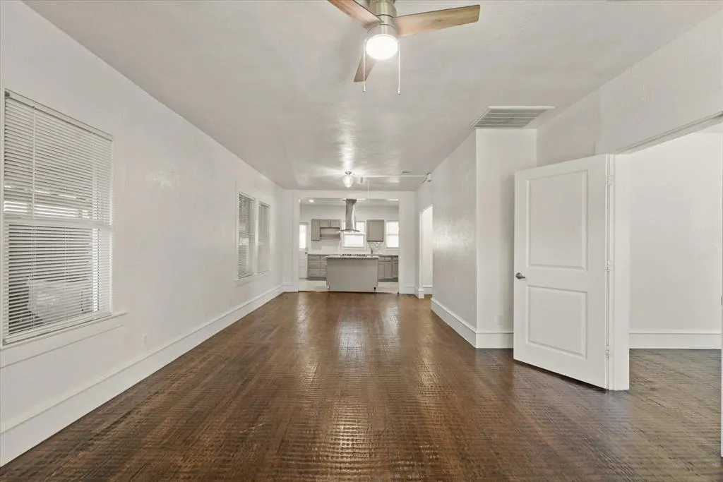 929 S Rosemont Avenue, #929
