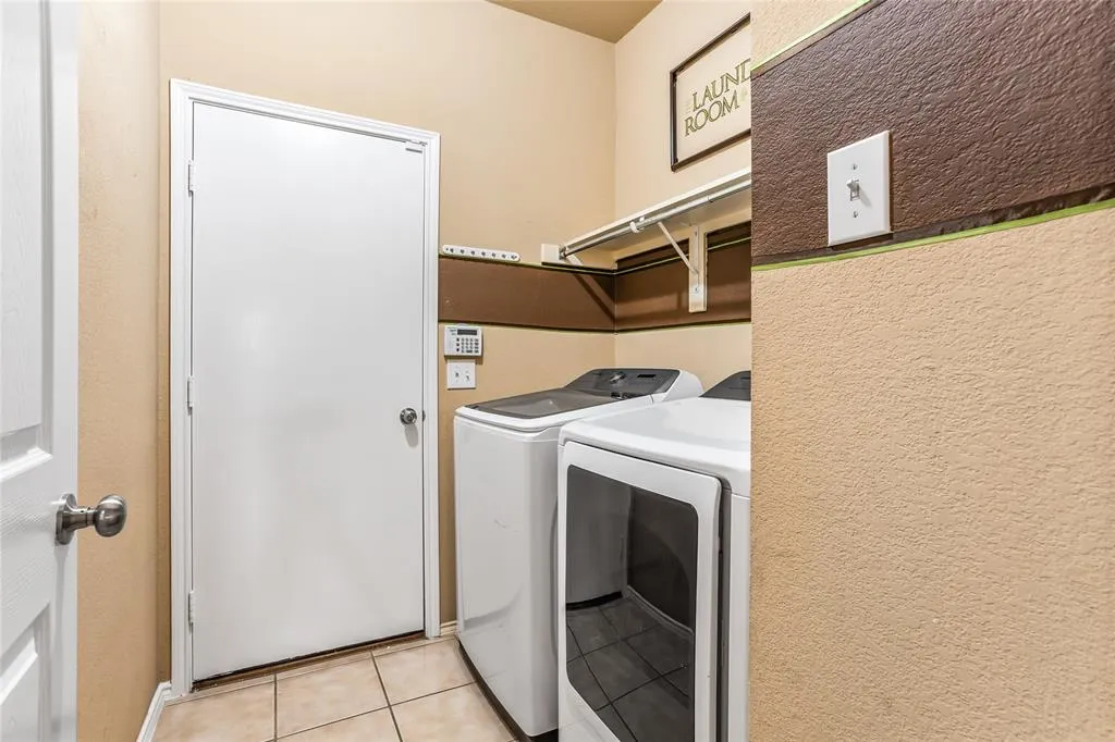 5832 Pebble Ridge Drive