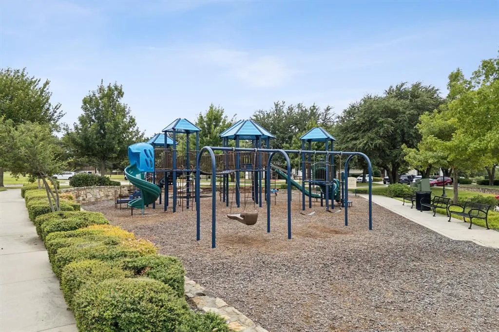 2607 Maverick Way