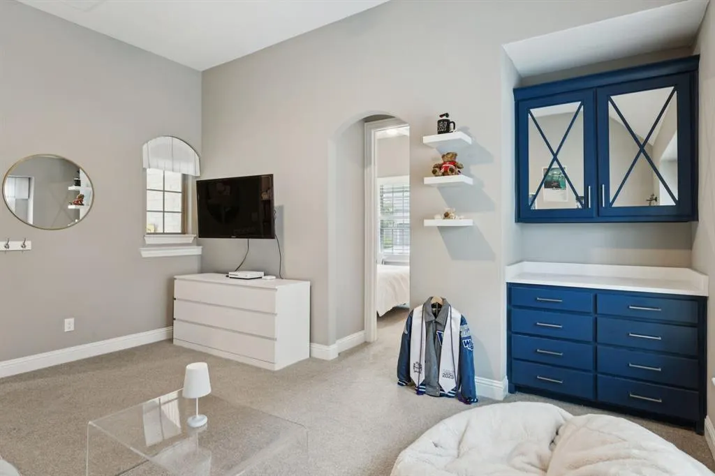 2607 Maverick Way