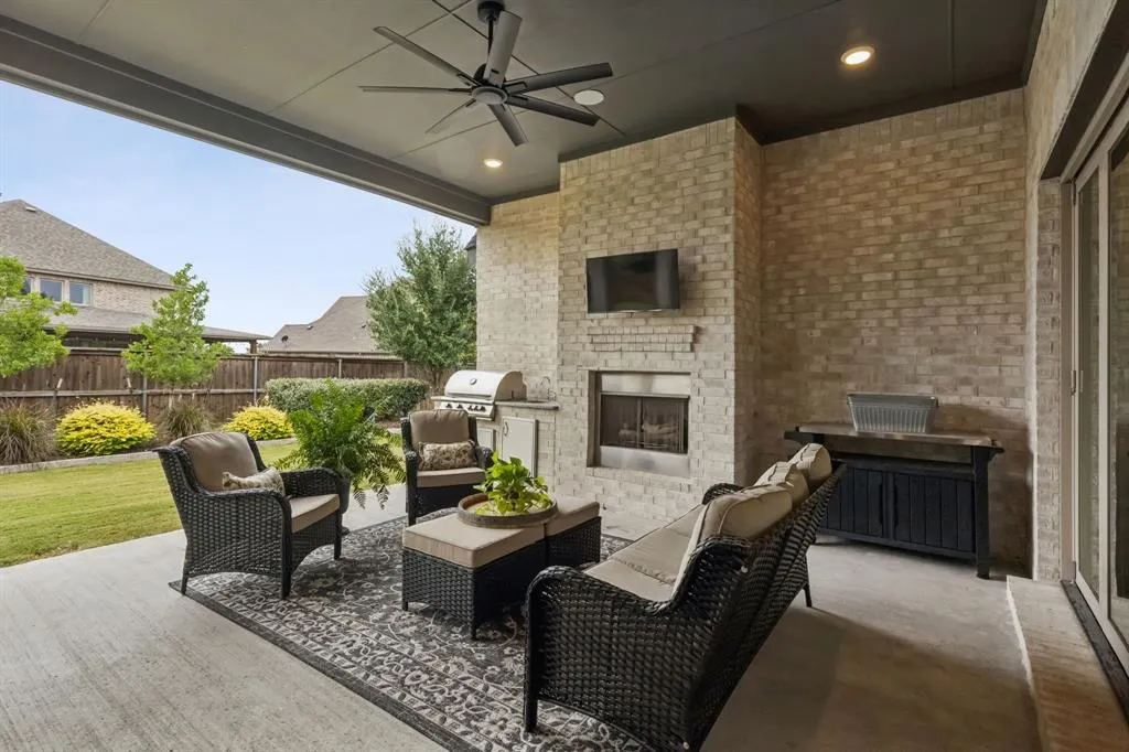 2607 Maverick Way