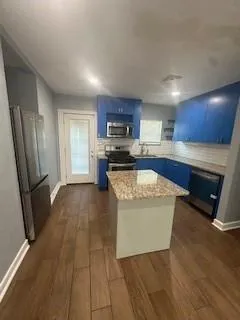 2747 Poinsettia Drive