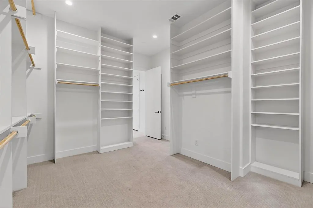 3756 Seguin Drive