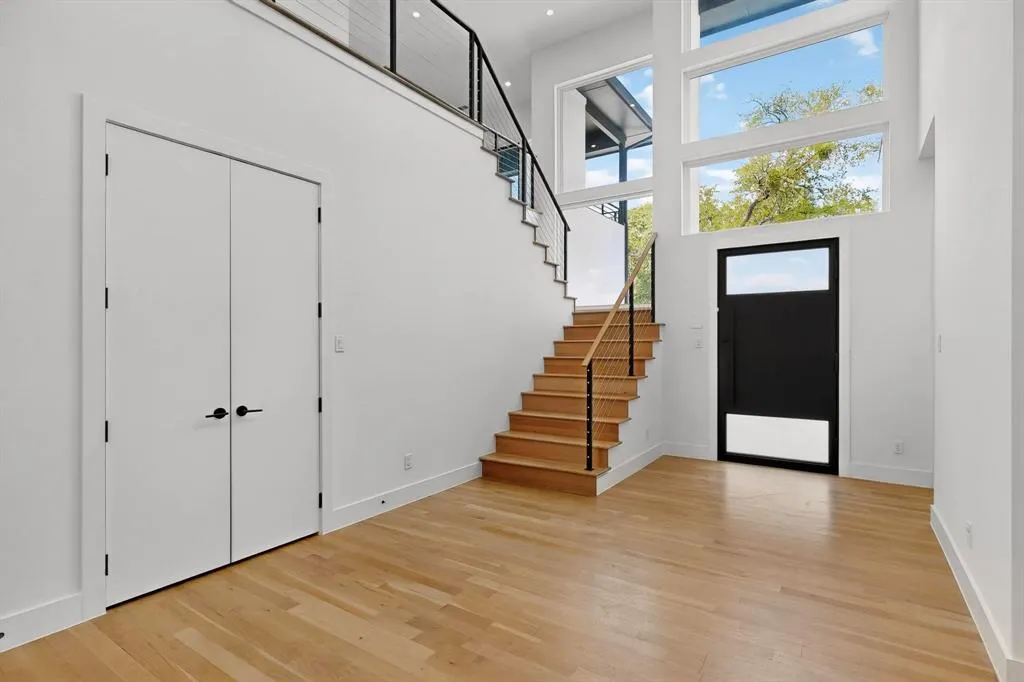 3756 Seguin Drive