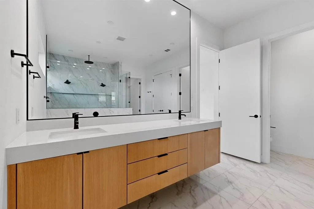 3756 Seguin Drive