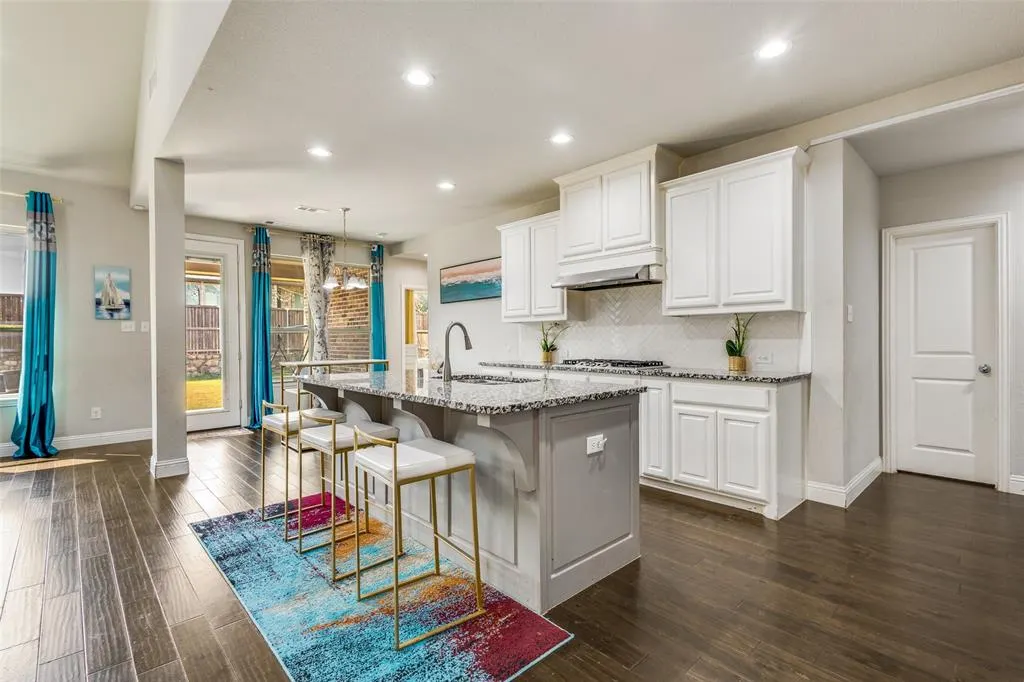 3413 Maggie Road