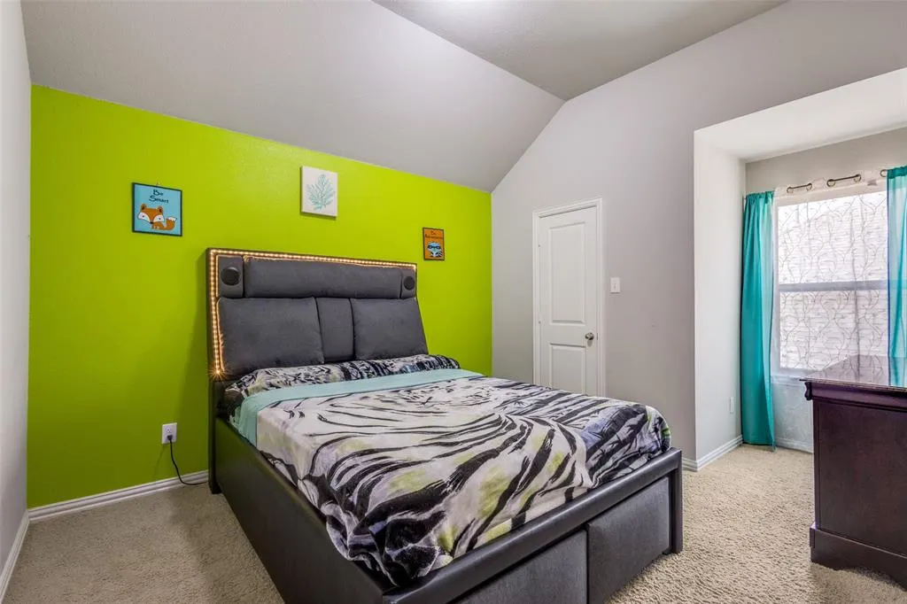 3413 Maggie Road