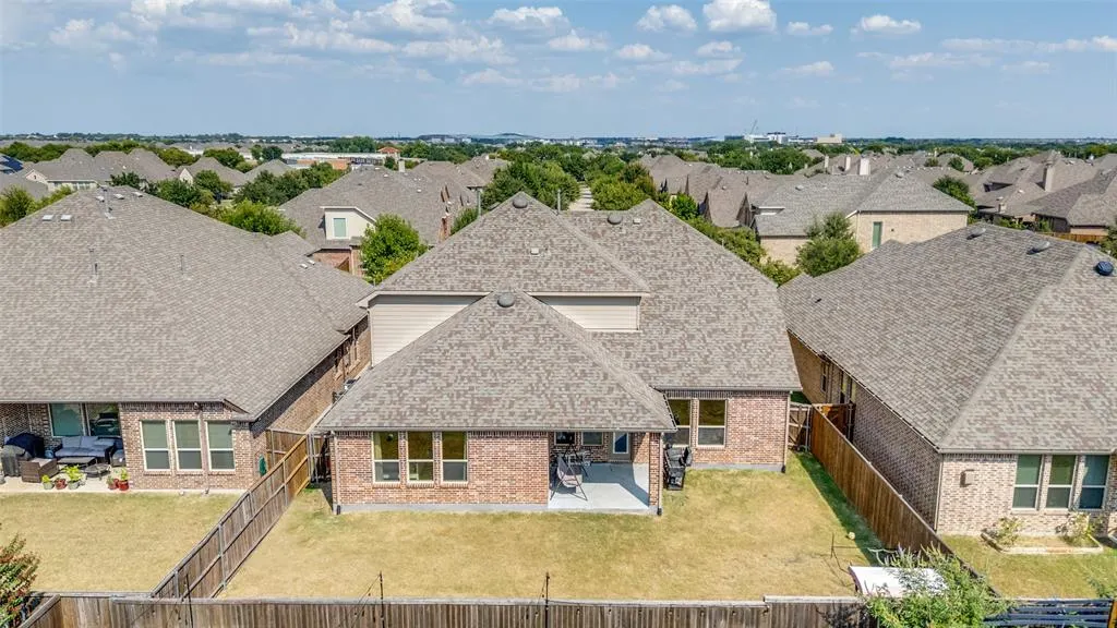 3413 Maggie Road