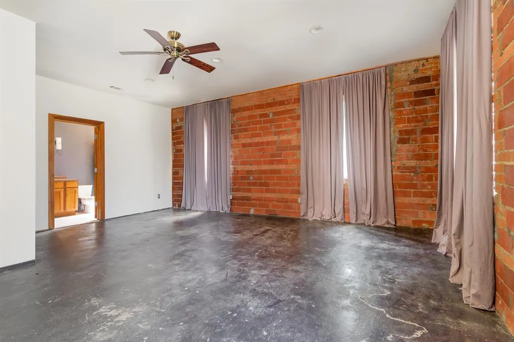 2602 Kings Road, #B