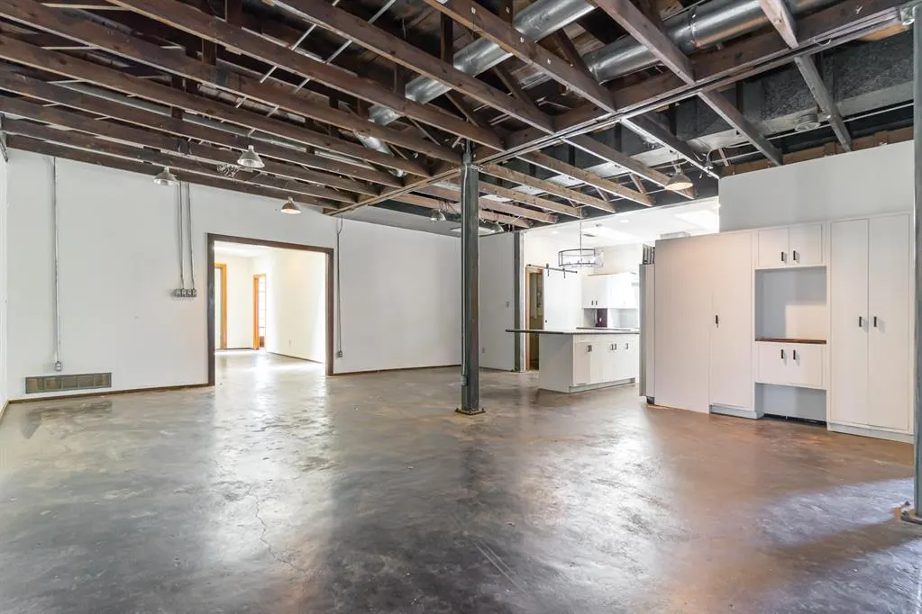 2602 Kings Road, #B