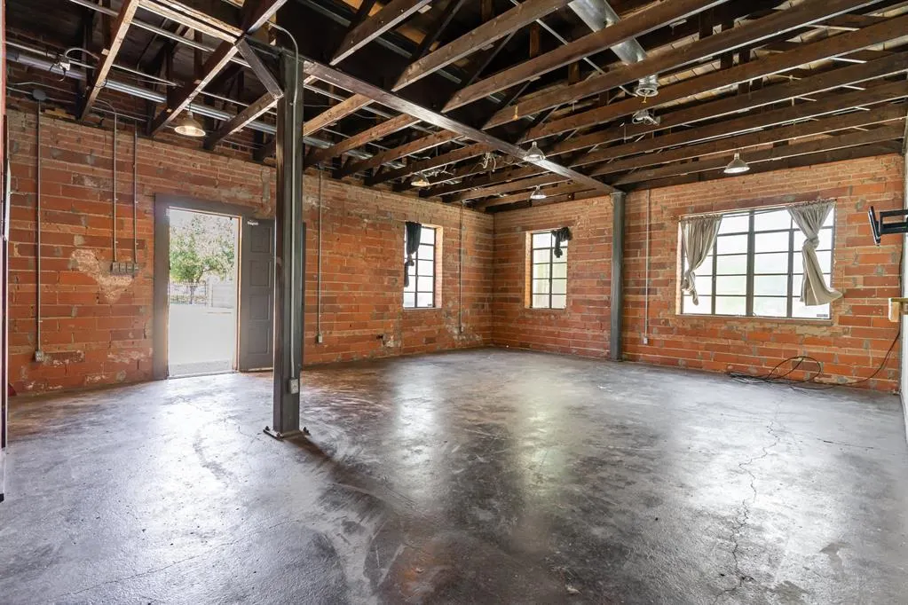 2602 Kings Road, #B