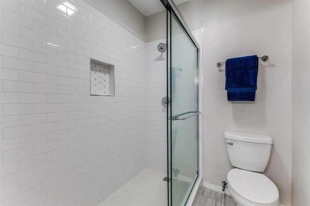 4501 Druid Lane, #3102