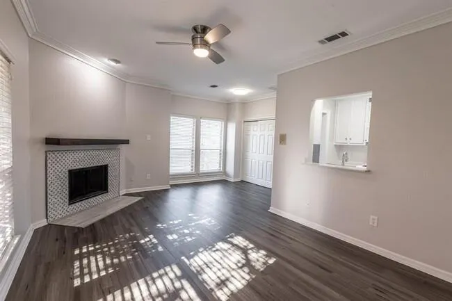 4501 Druid Lane, #3102