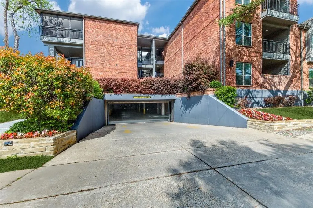 4501 Druid Lane, #3102