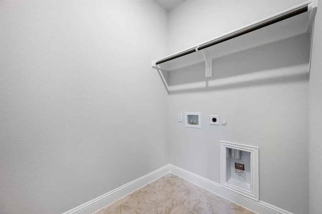 1109 Saltbrush Mews