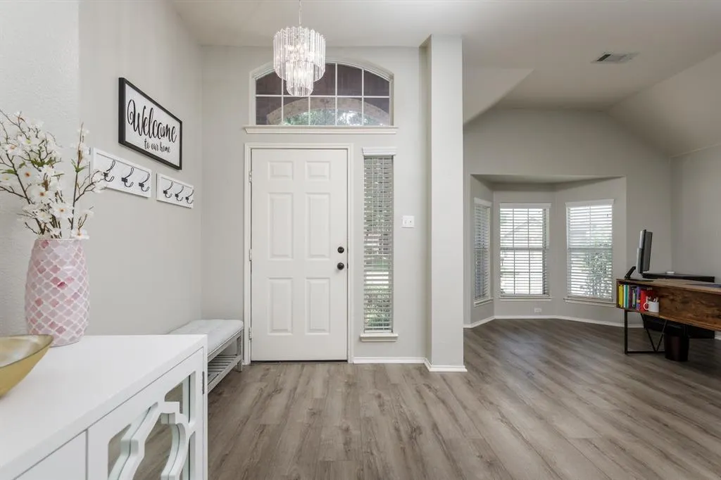 3124 Nighthawk Lane