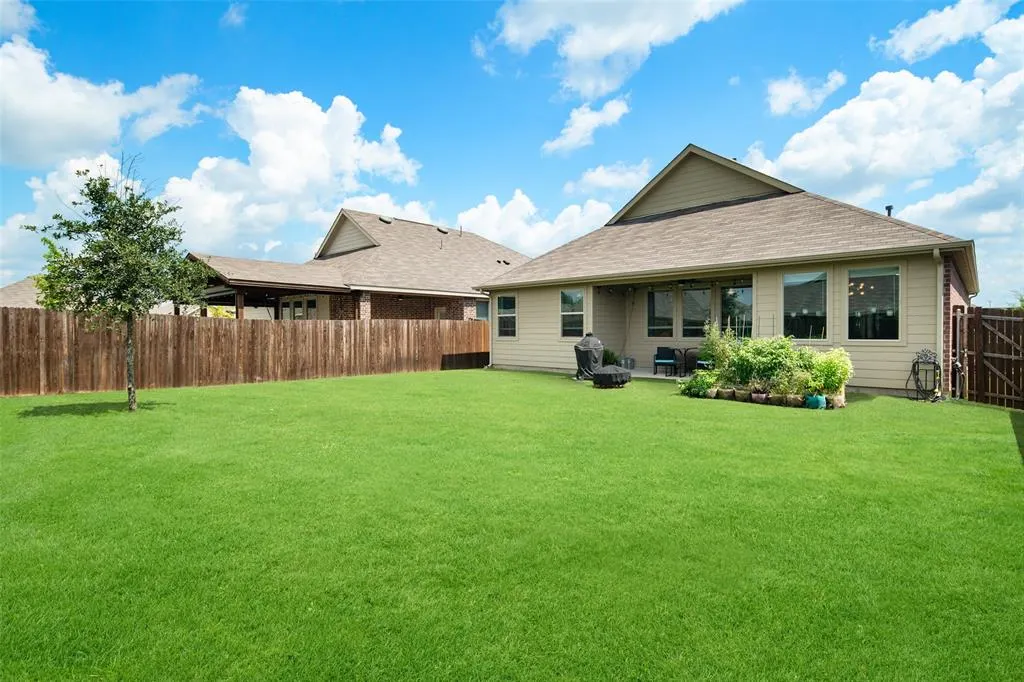 7209 Dandelion Road
