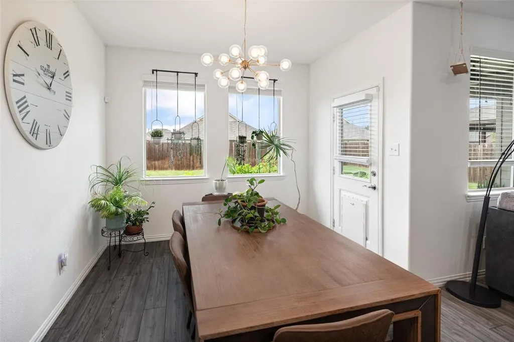 7209 Dandelion Road