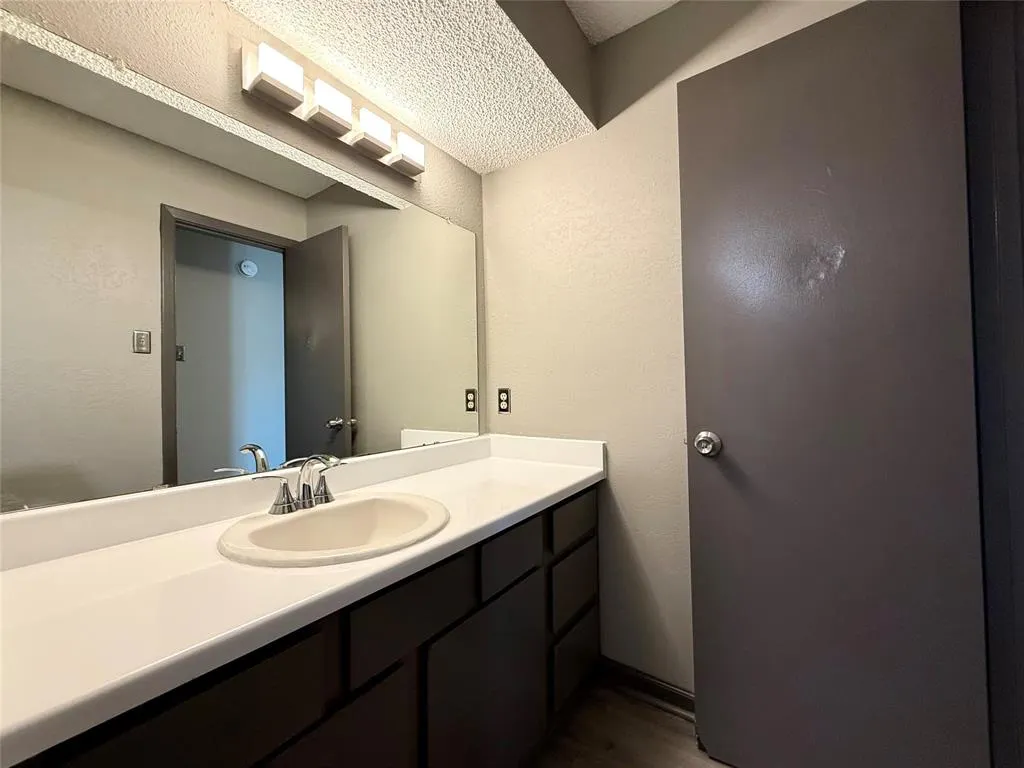 12484 Abrams Road, #1825