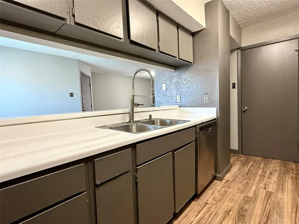 12484 Abrams Road, #1825