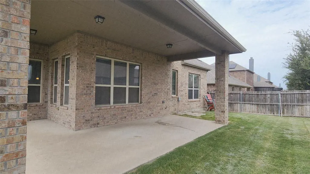521 Tanner Square