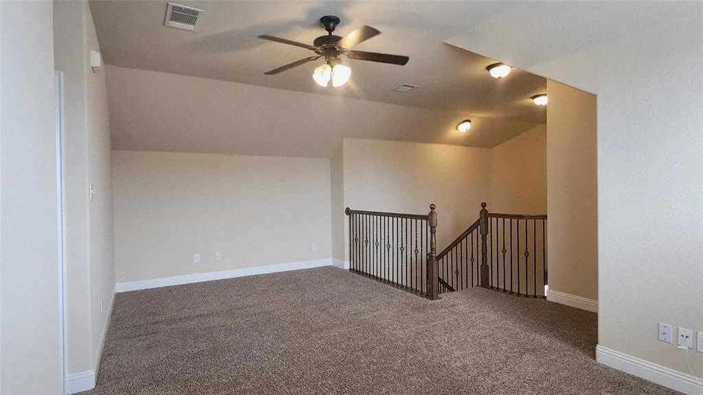 521 Tanner Square