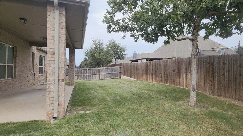 521 Tanner Square