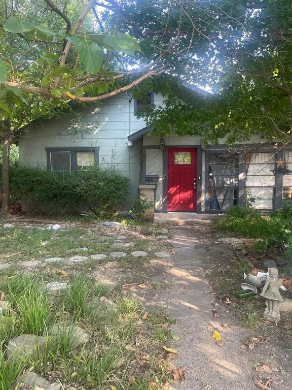 8902 San Leandro Drive