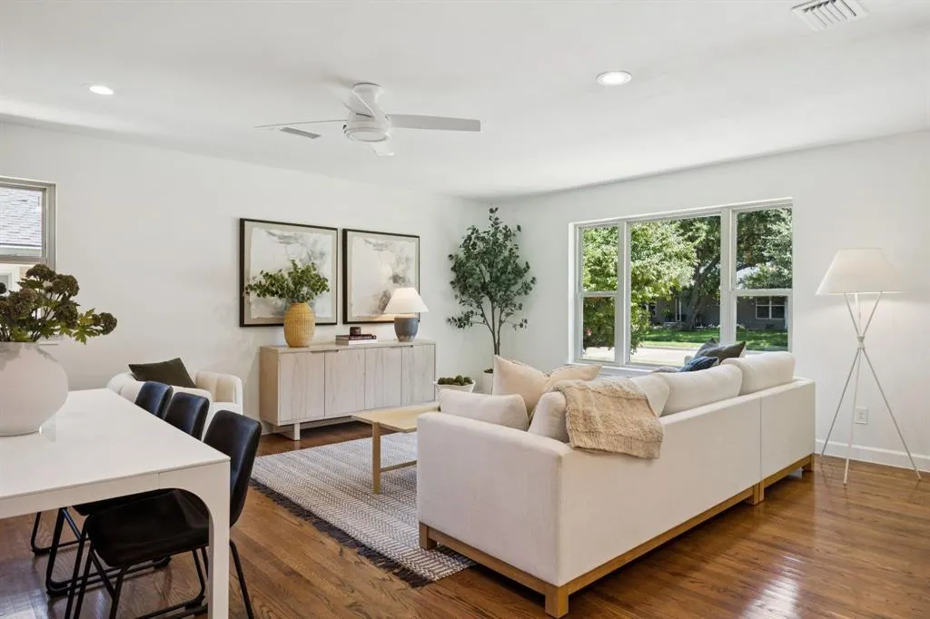 6333 Lange Circle