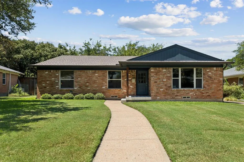 6333 Lange Circle