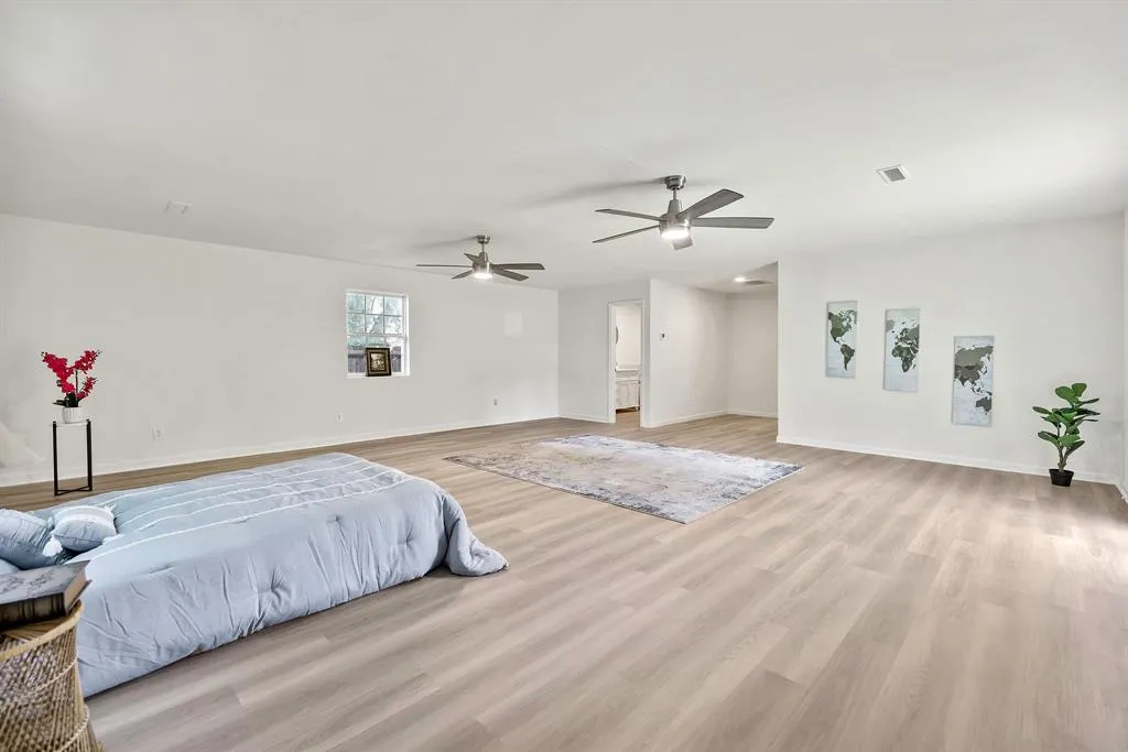 311 S Waverly Drive