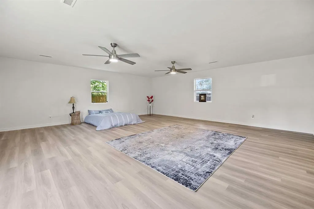 311 S Waverly Drive