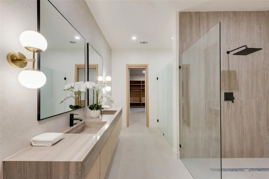 3821 Beechwood Lane