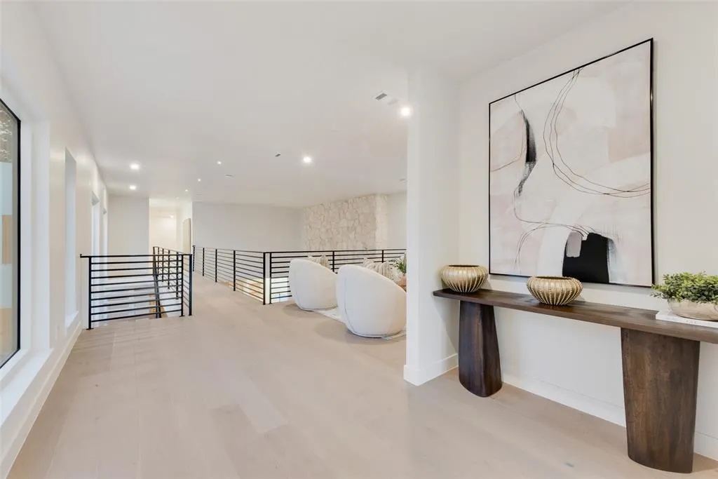 3821 Beechwood Lane