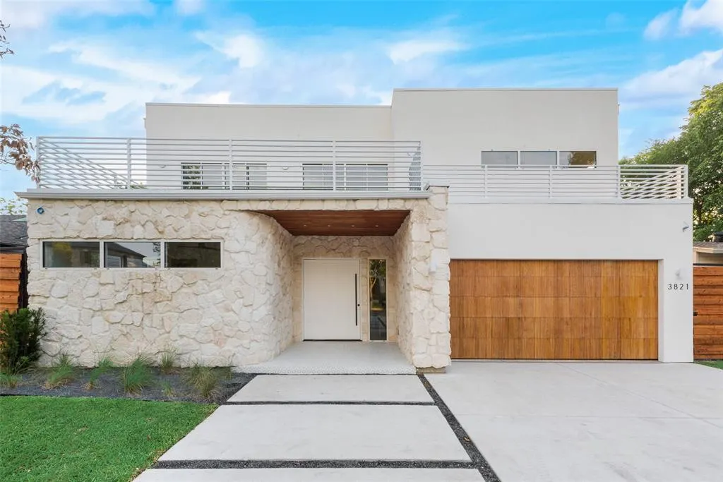 3821 Beechwood Lane