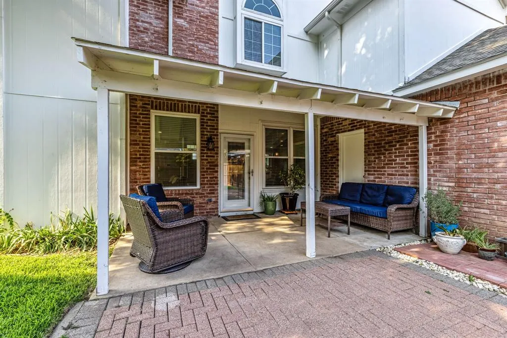 1332 Greenfield Drive