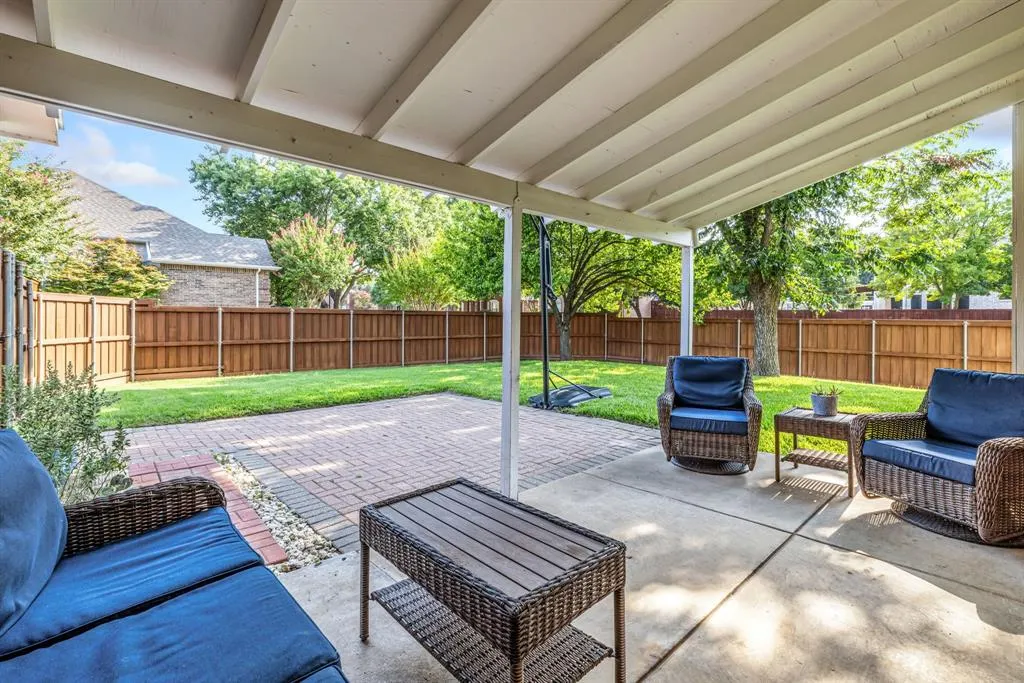 1332 Greenfield Drive