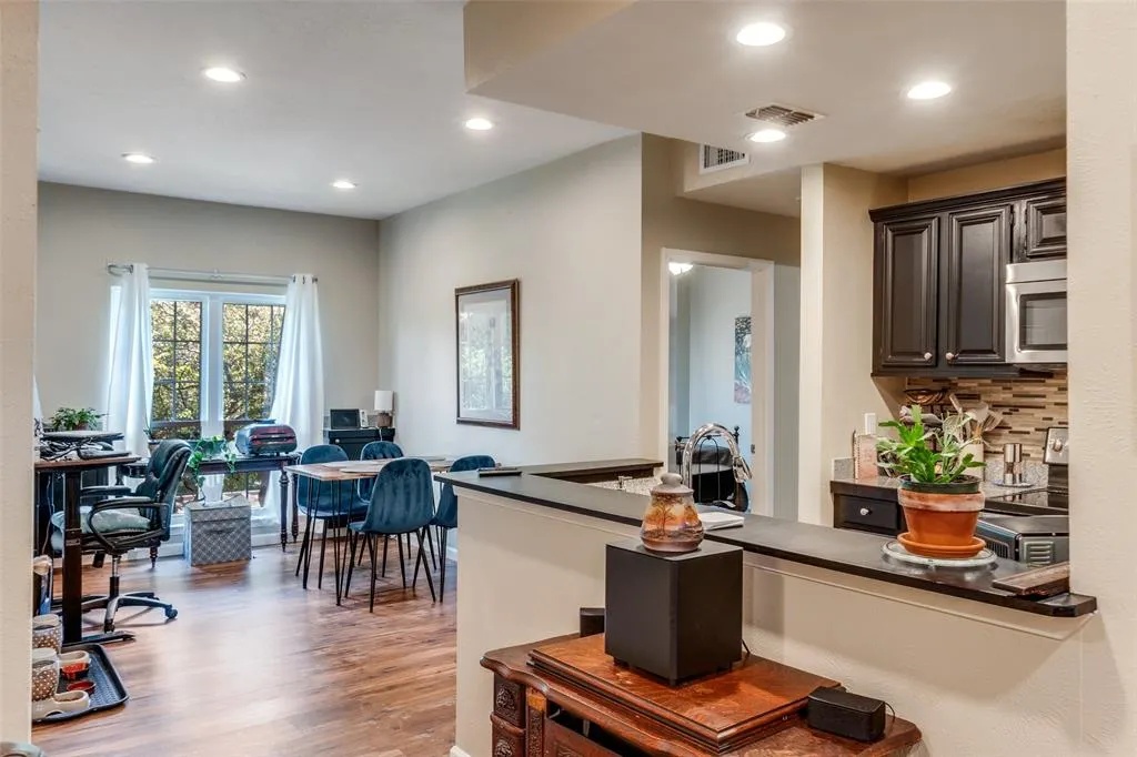 8601 Park Lane, #624