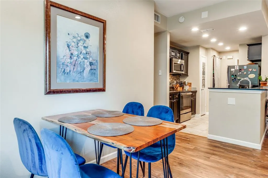 8601 Park Lane, #624