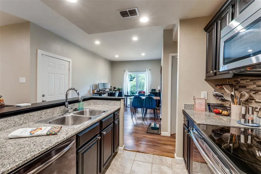 8601 Park Lane, #624